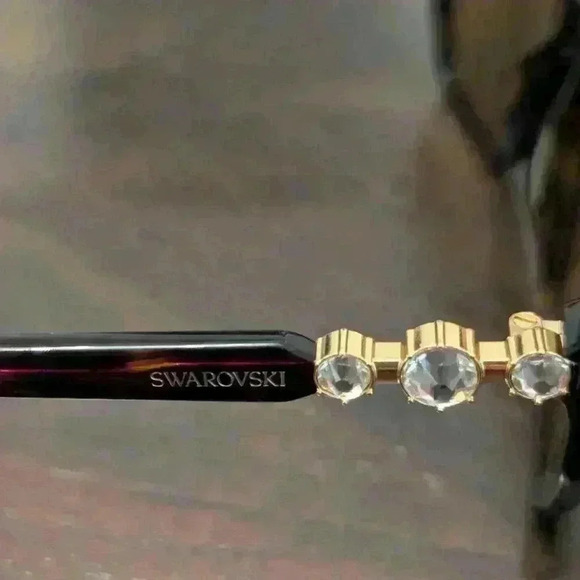 Swarovski Sunglasses SK6017 Brown Frames -  NWT - Picture 4 of 8